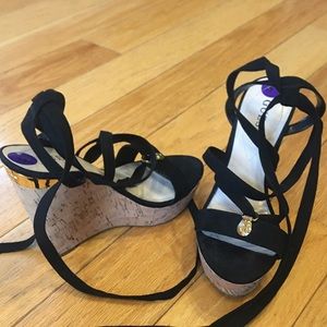 Guess strapped wedges